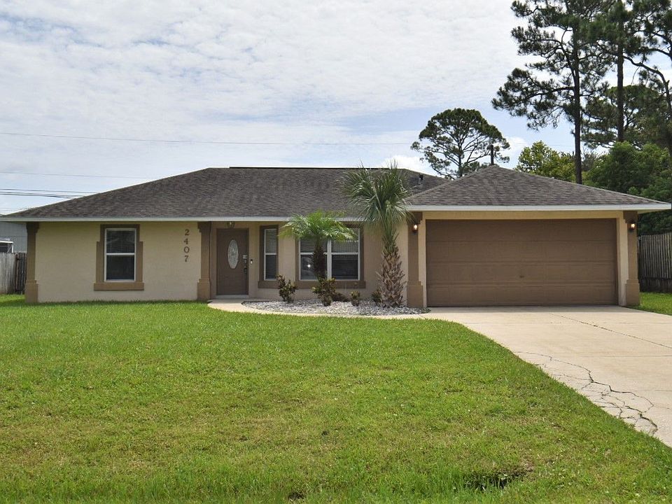 1st image of 2407 Woodland Dr
