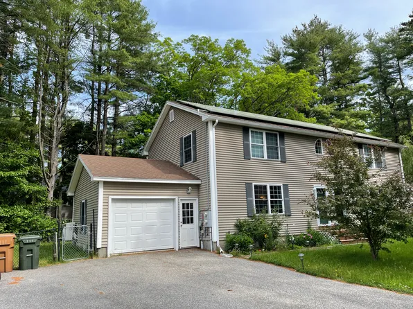 6 Lillian Ave #A, Saco, ME 04072