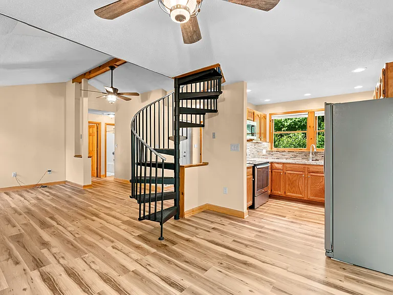 4967 Blue Mountain Rd — Photo 24