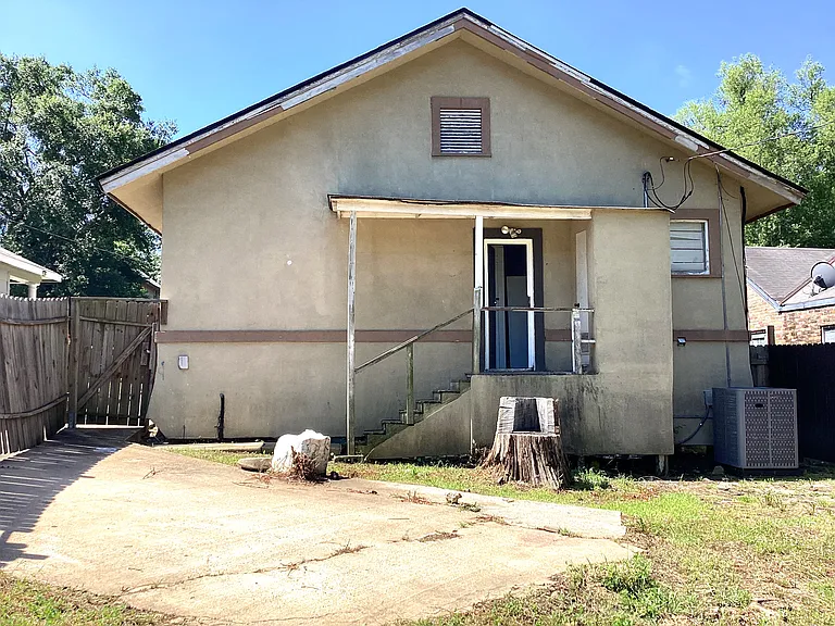 324 Wilkinson St — Photo 17