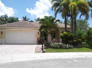 4128 Boston Ct, Weston, FL 33331