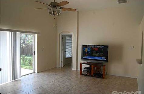 5th image of 19023 Silverbrook Dr