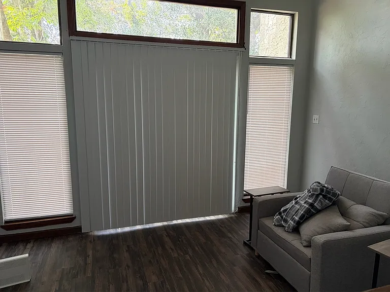 1942 Larette Dr #A — Photo 6