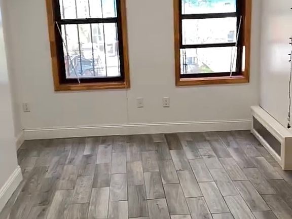 5th image of 863 Sterling Pl APT 1