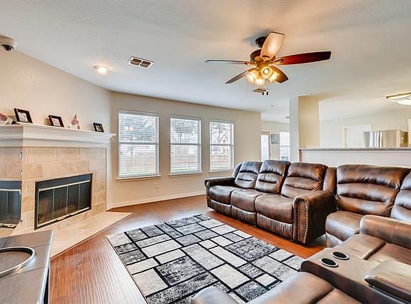 5th image of 7102 Chambers Creek Ln