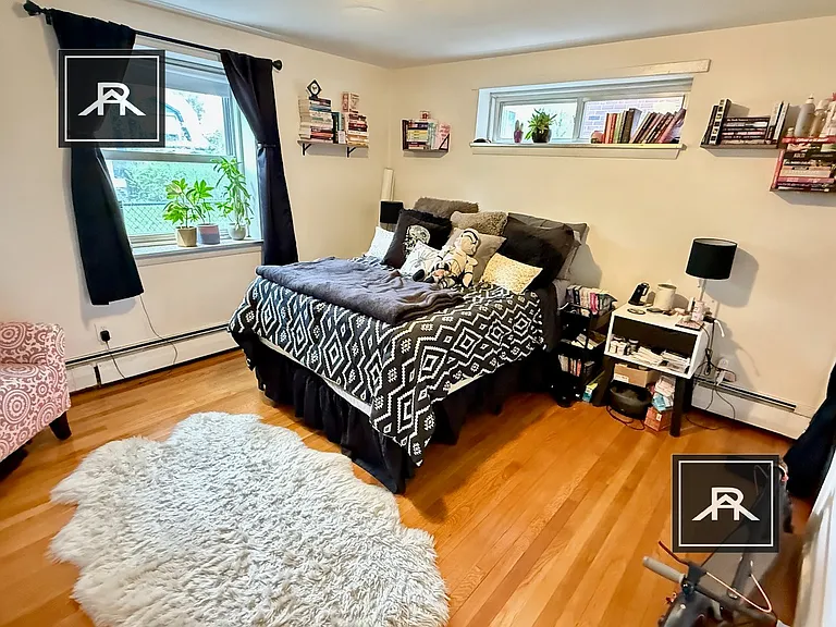 14 Commonwealth Ct #8 — Photo 16