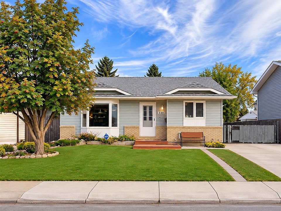 1st image of 238 SHERRY Crescent