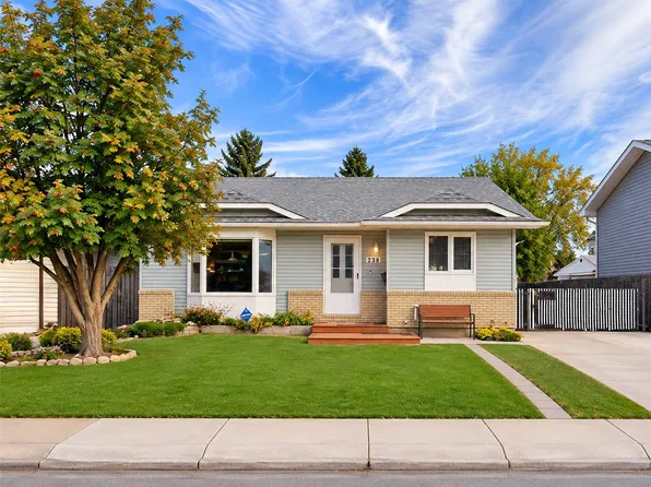 238 SHERRY Crescent, Saskatoon, SK S7M 5R5