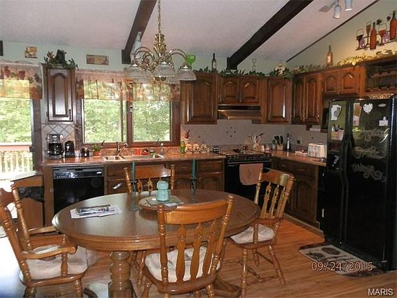2nd image of 86 Wedgewood Dr