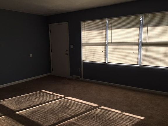 2nd image of 7810 E 113th Ter