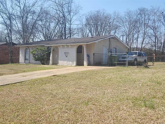 3rd image of 6206 Sawston Rd