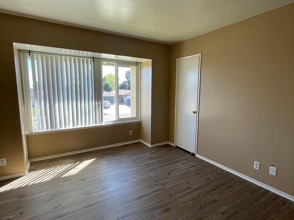 1st image of 7299 Unicorn Cir