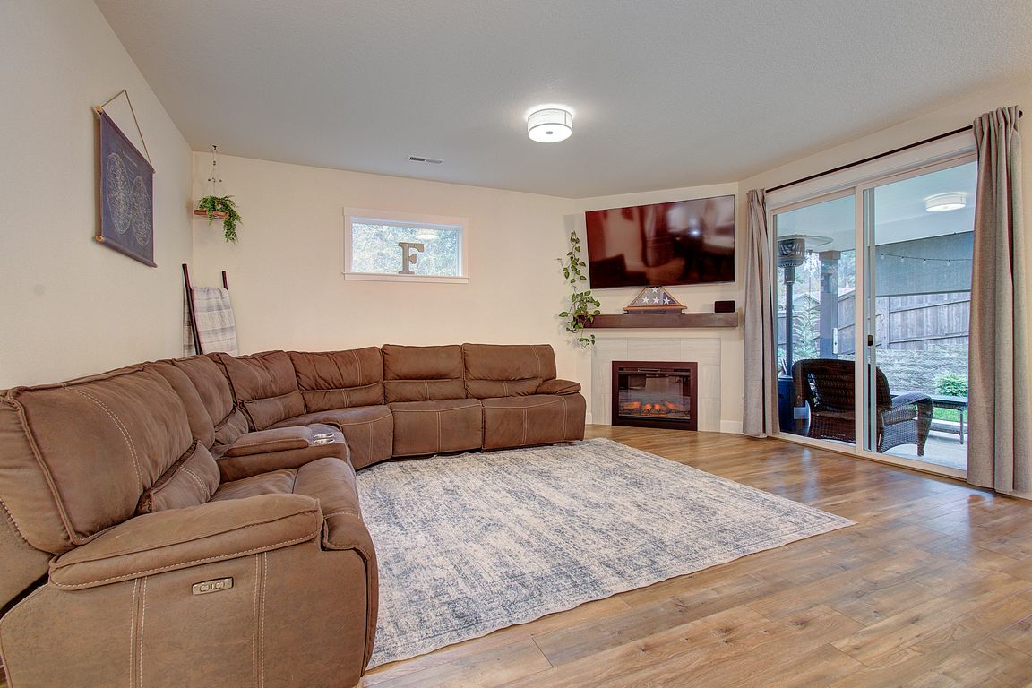 next background image