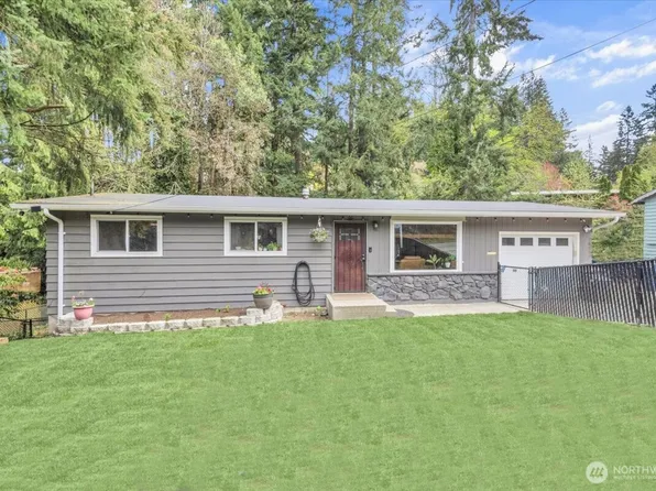 18929 76th Avenue W, Lynnwood, WA 98036