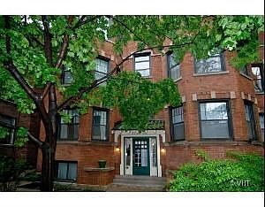 2nd image of 3737 N Pine Grove Ave APT 1