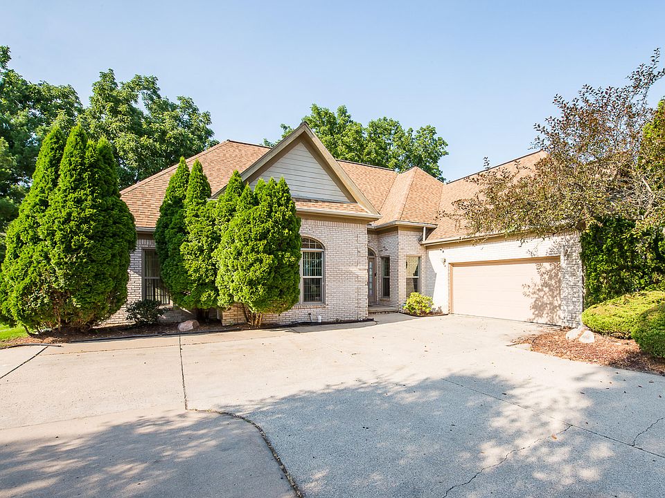 1st image of 6221 Textile Rd