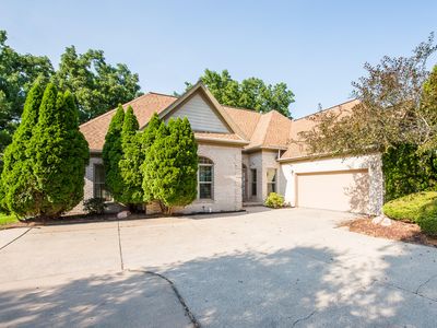 6221 Textile Rd, Ypsilanti, MI, 48197