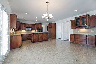 5th image of 25721 W Sunnymere Dr