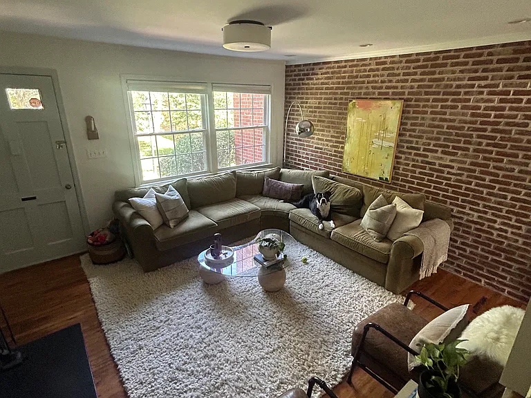 208 N Laurel Ave #2C — Photo 6