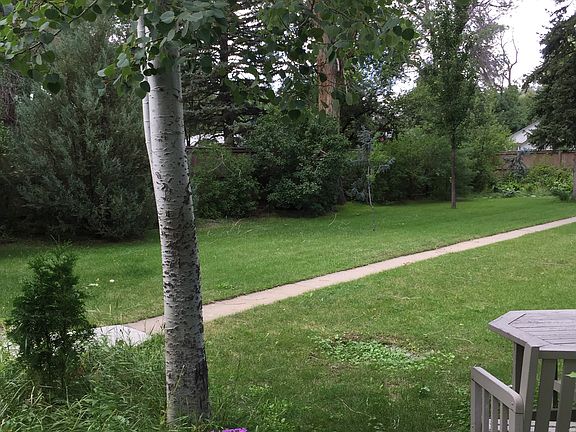 4th image of 512 Parkhill Dr