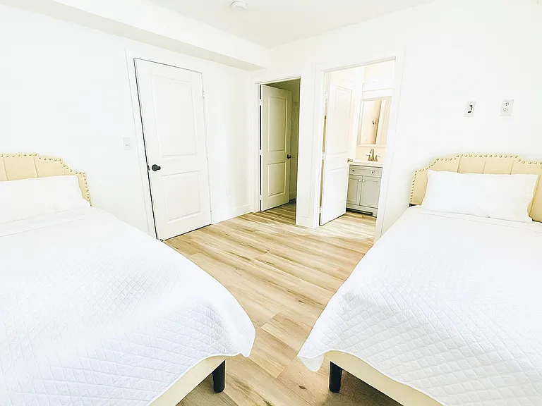 215 E 29th St #1/2 — Photo 13