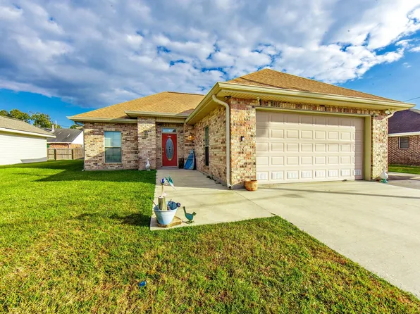 1113 Renee Dr, Thibodaux, LA 70301