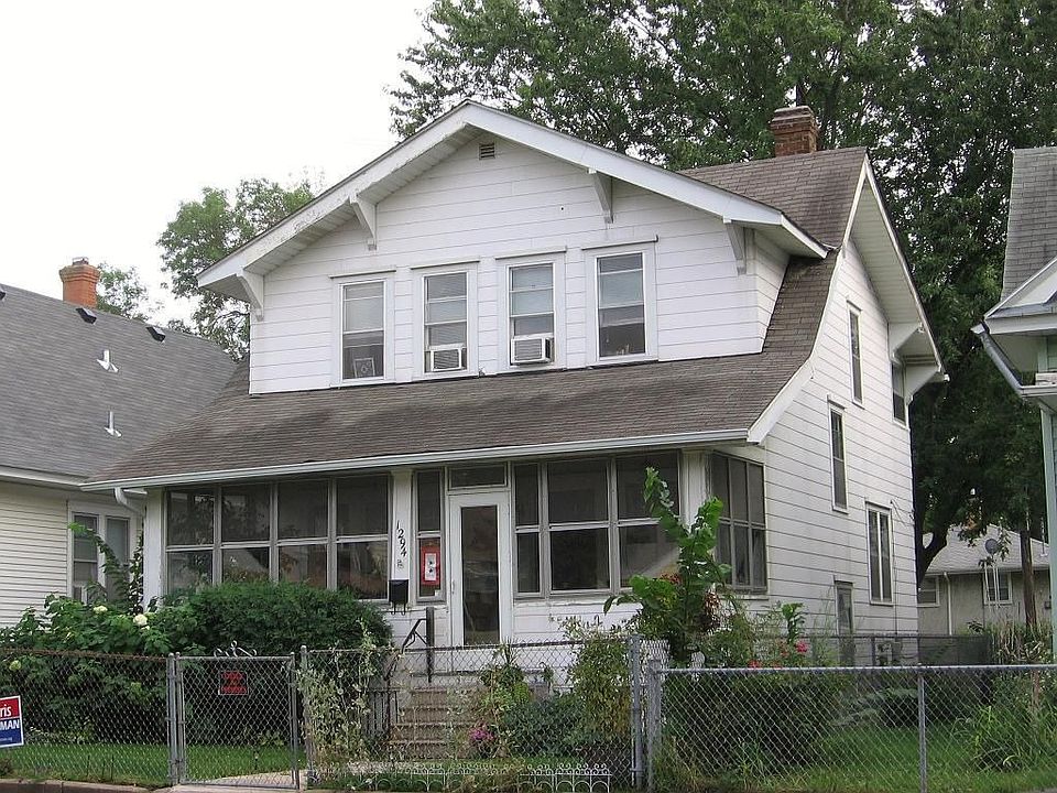 1st image of 1294 Hague Ave