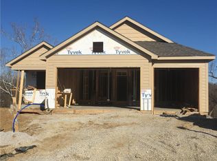 4905 NW Ridgewood Ct, Riverside, MO 64150