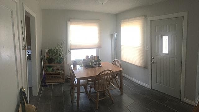 2nd image of 2530 Harris St