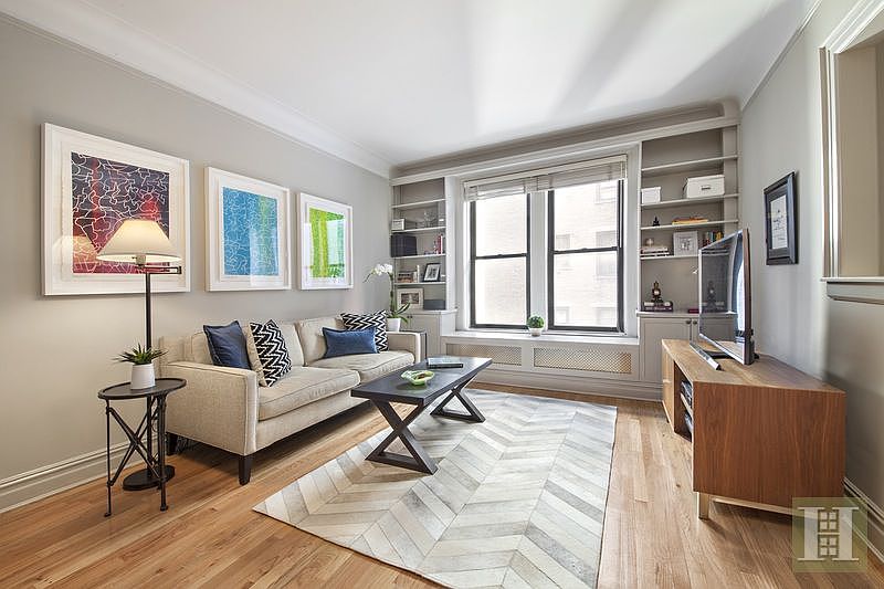 1st image of 240 W 75th St APT 6C
