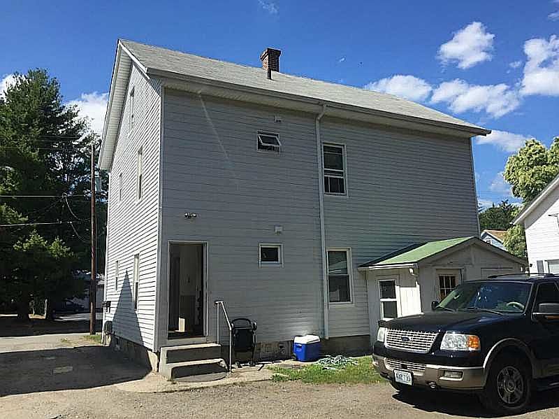 2nd image of 58 Arnold St #1