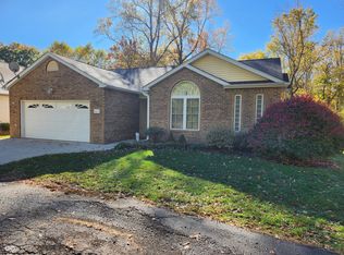4461 Devonshire Ct, Terre Haute, IN 47803