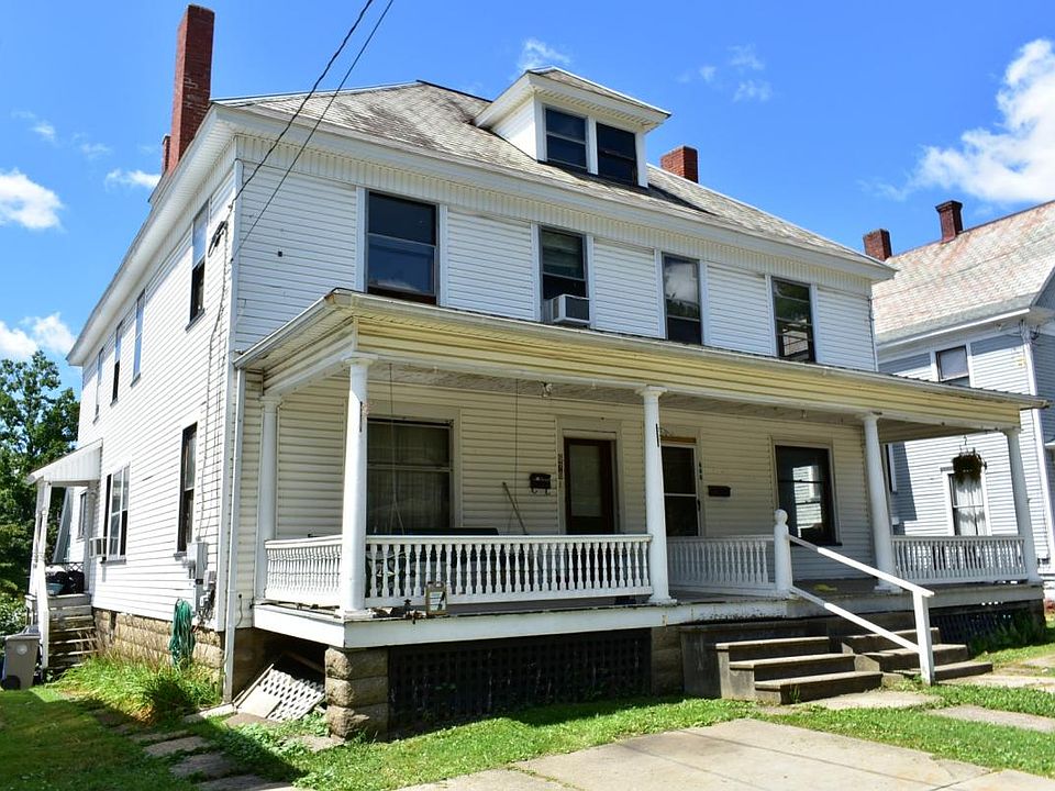 1st image of 668 Baldwin St