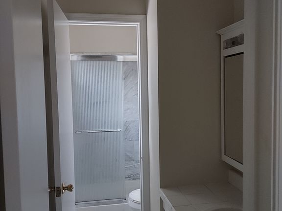 4th image of 2945 Durbin Pl