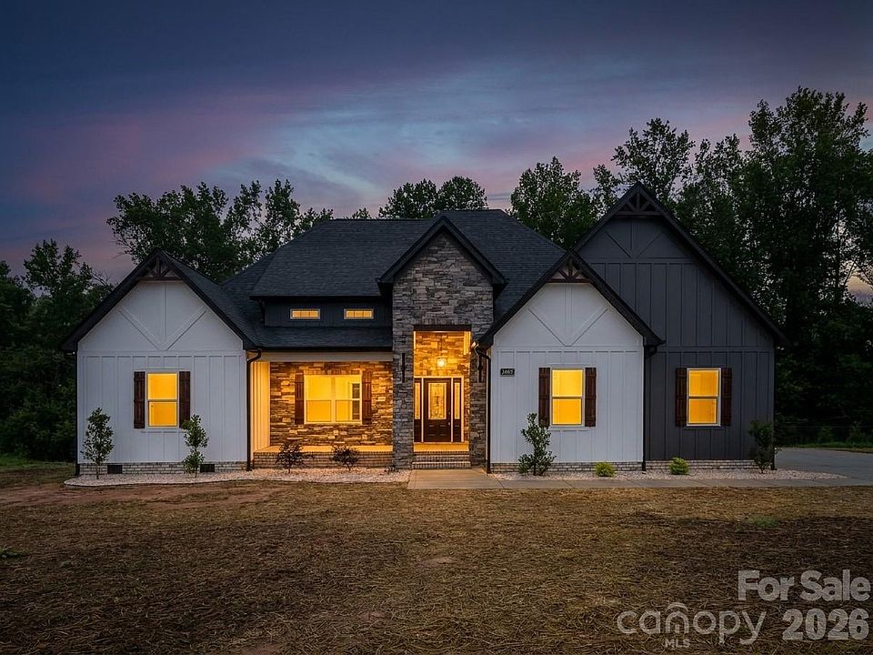 1st image of 1007 Harrogate Dr