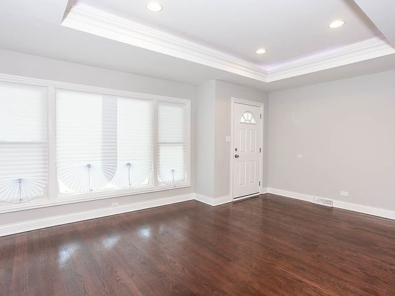 3rd image of 7815 Laramie Ave