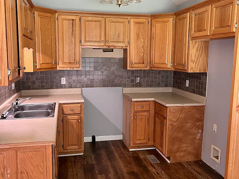 17 Long Meadow Dr — Photo 9