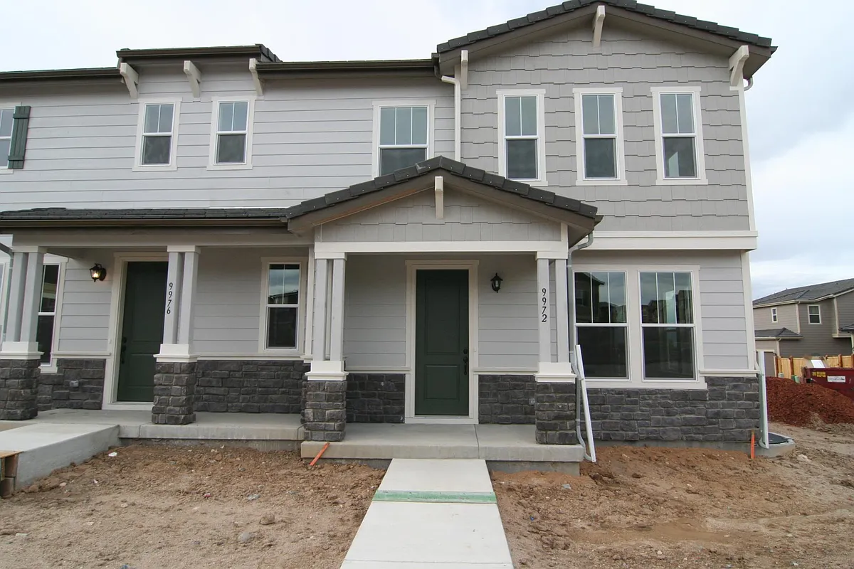 Building Photo - 9972 Hough Point
