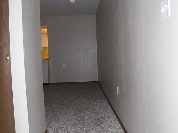 4th image of 2410 Mill Trace Ln