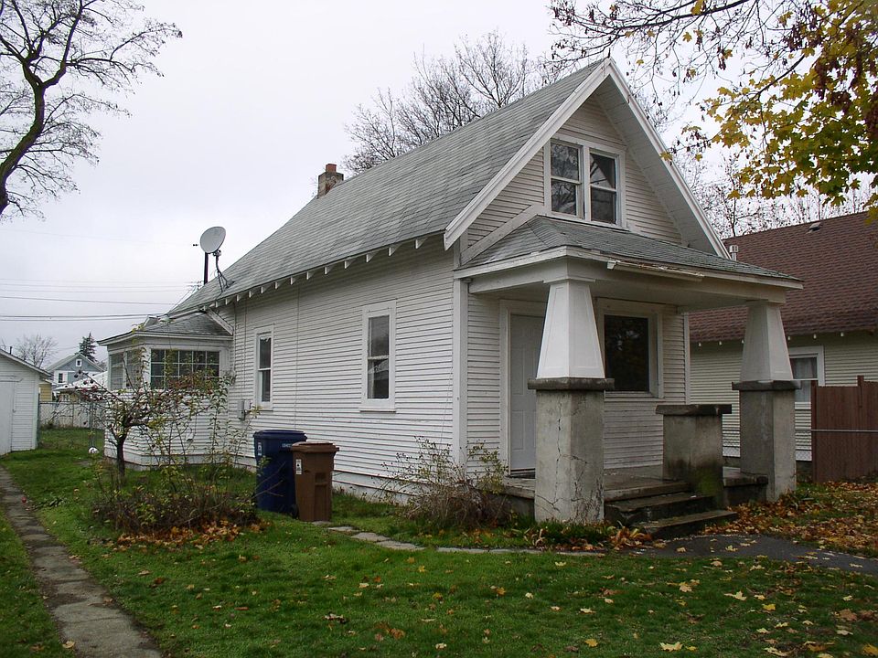 front of house and yard