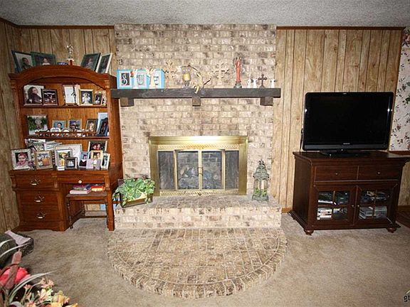 3rd image of 21563 Sorrell Dr