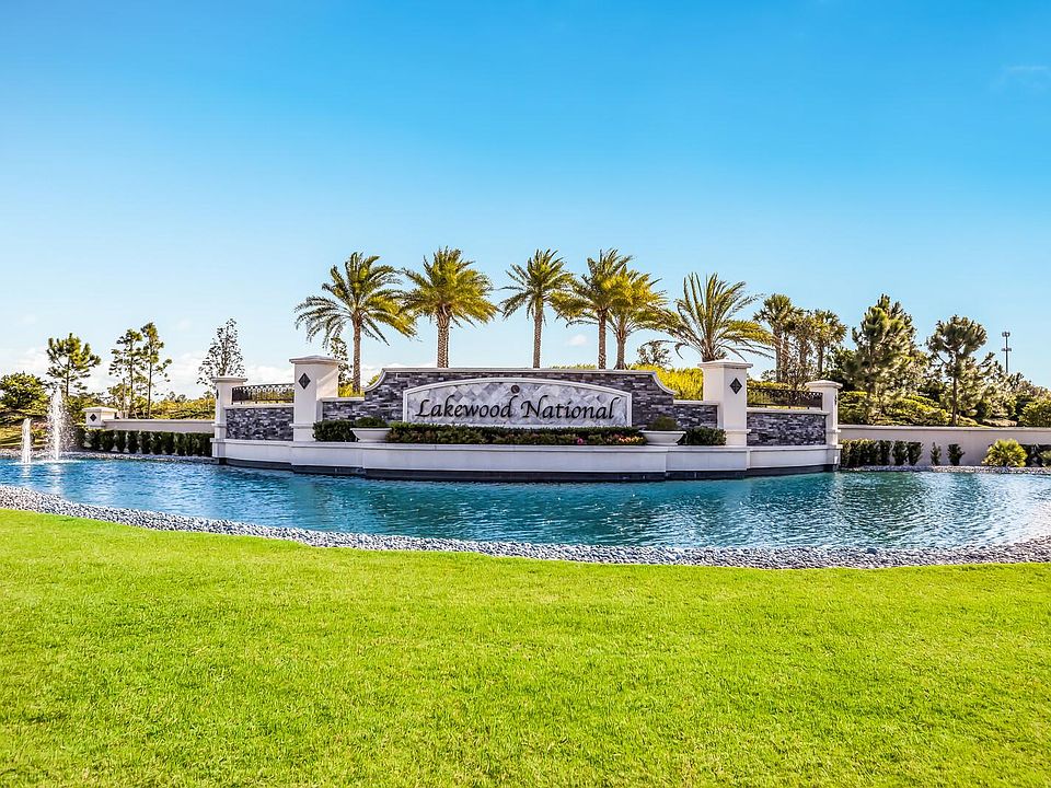 Lakewood National provides luxury with top notch amenities.