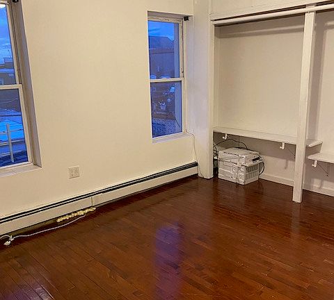 4th image of 20-03 26th St #2