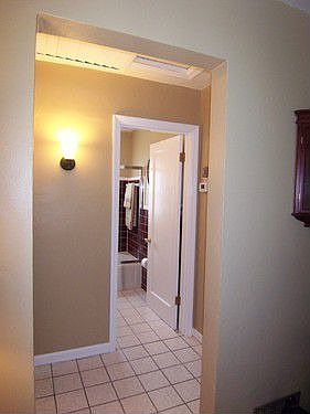 4th image of 10419 Saint Robert Ln