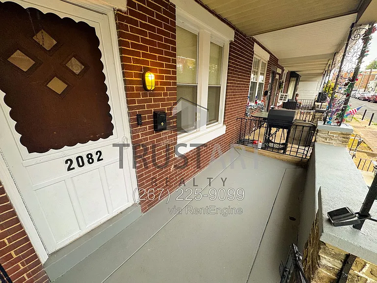 2082 Albright St — Photo 7