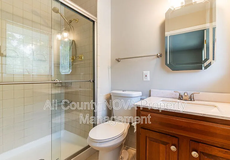 4126 Lenox Dr — Photo 29