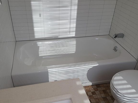 4th image of 4 N Bleeker St APT 5