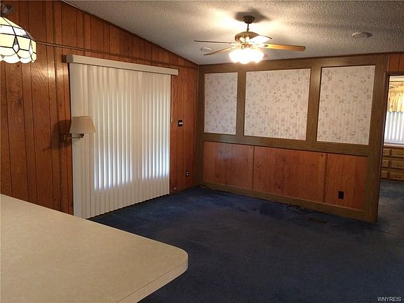3rd image of 5 Orleans Ct