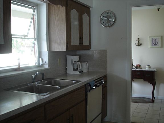 4th image of 4335 21st Ln