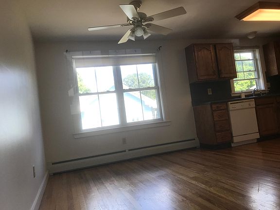 5th image of 97 Mawney St #3